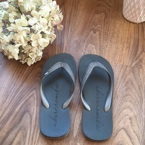 Abercrombie grey flip flops